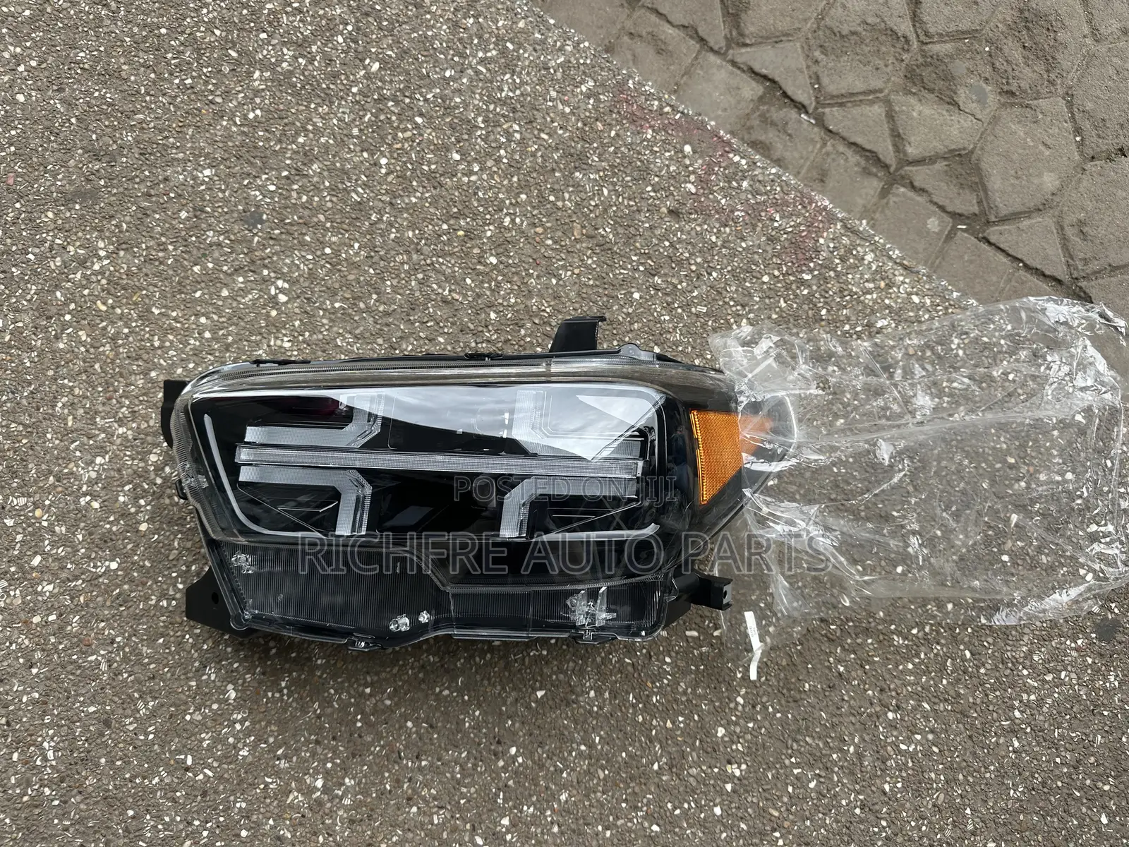 Tacoma 2016,2017,2018,2019 Headlight High Spec Led