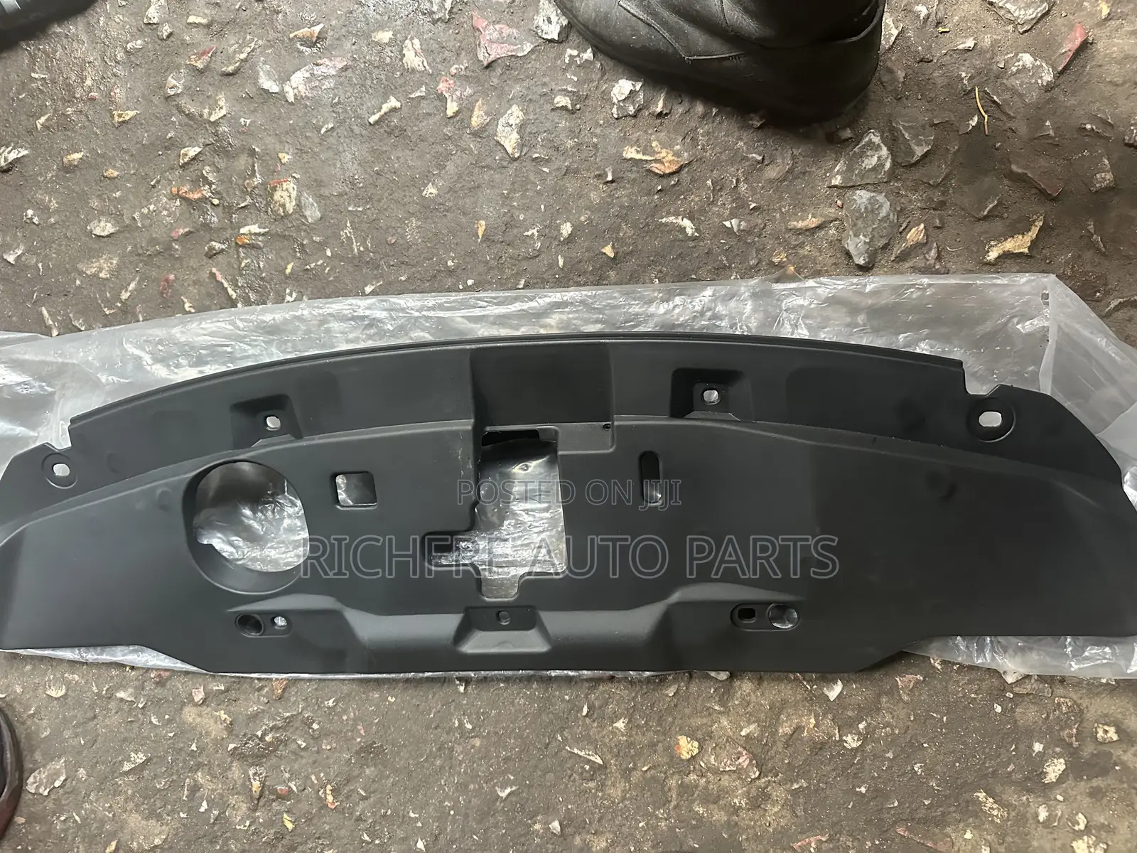 Honda Crv 2010,2011 Radiator Panel