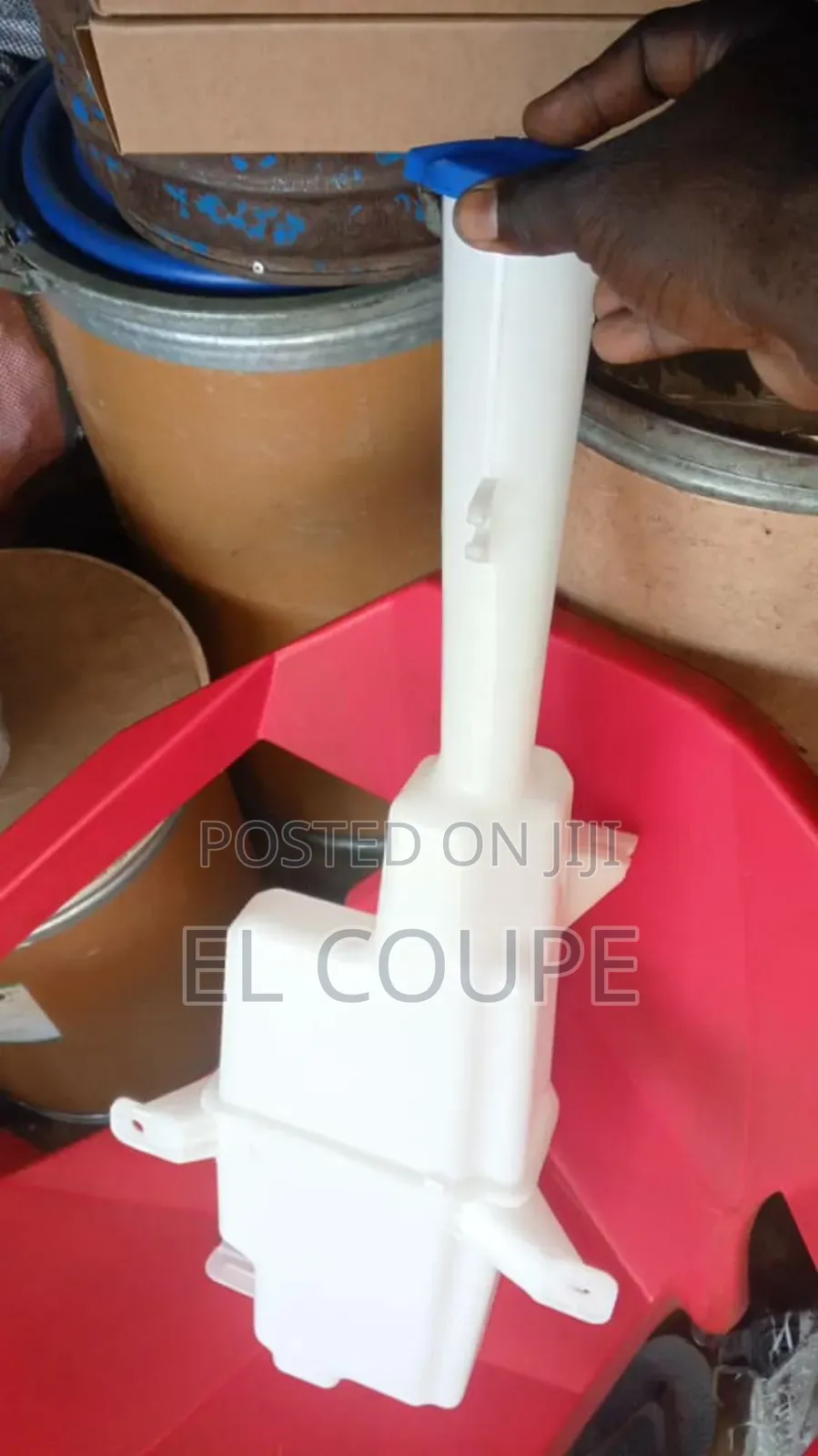 Hyundai Santa Fe Wiper Bottle 2019,2020