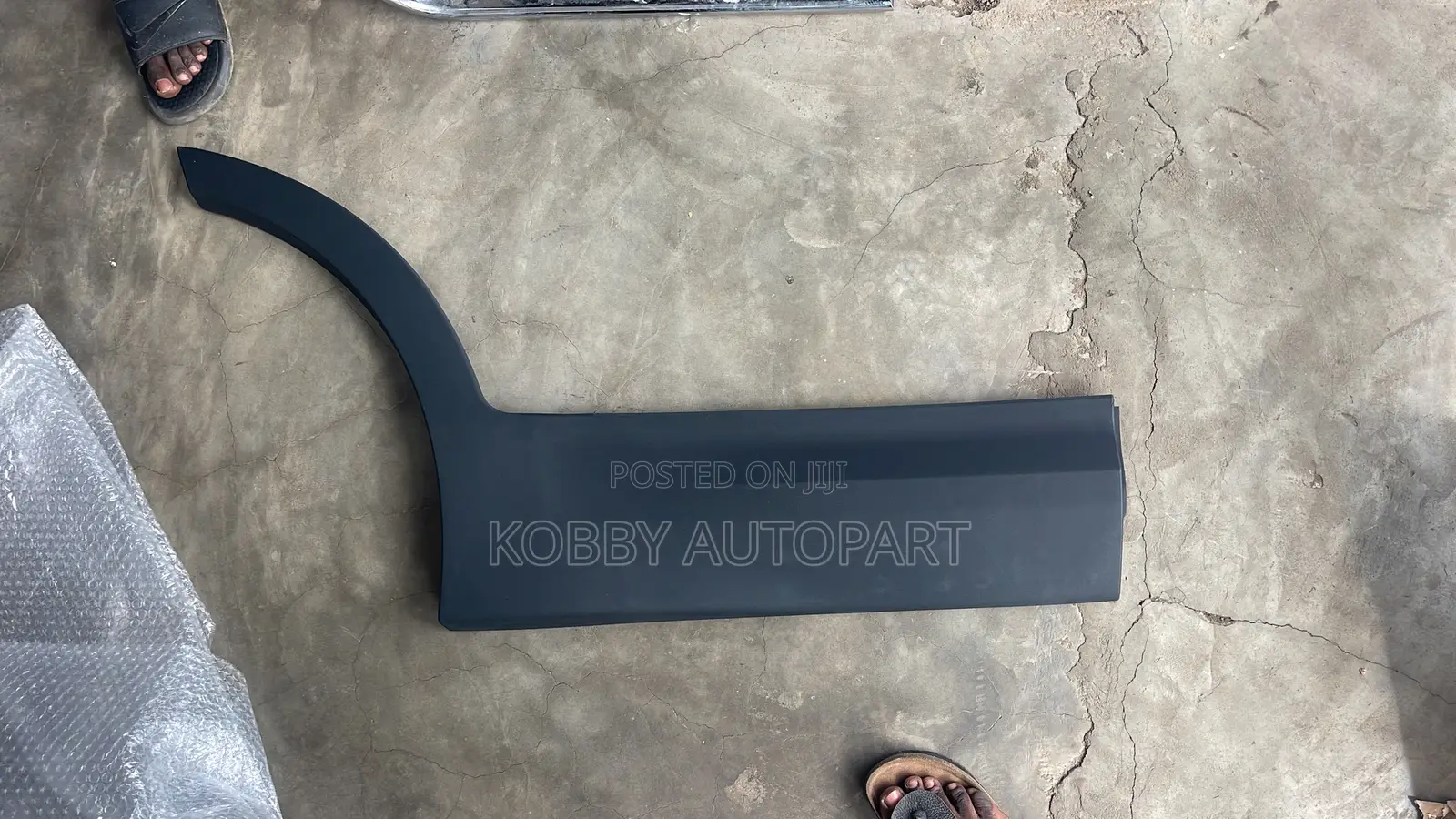 Hyundai Santafe Door Moulding