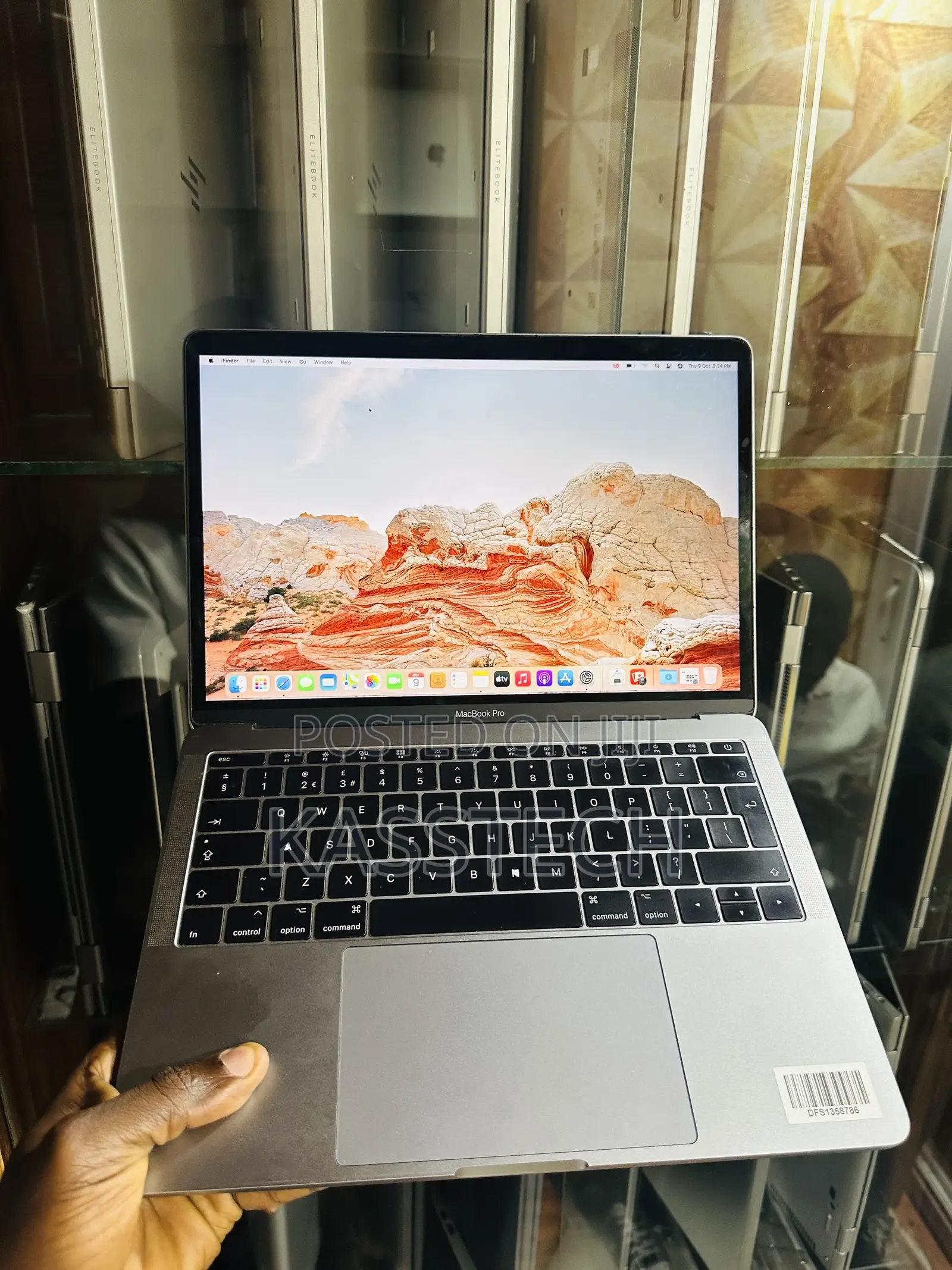 Laptop Apple MacBook Pro 2017 8GB Intel Core I5 SSD 128GB