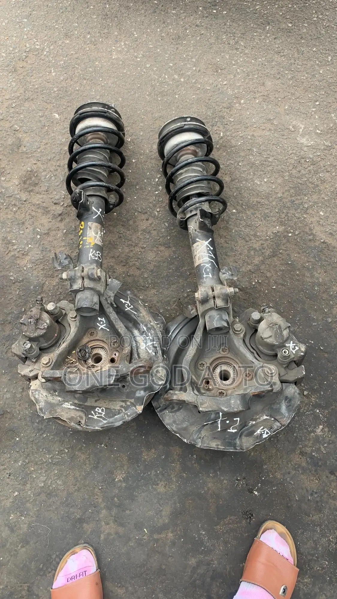 BMW X1 Front Shocks 2012,2013,2014,2015,2016,2017,2018,2019,2020