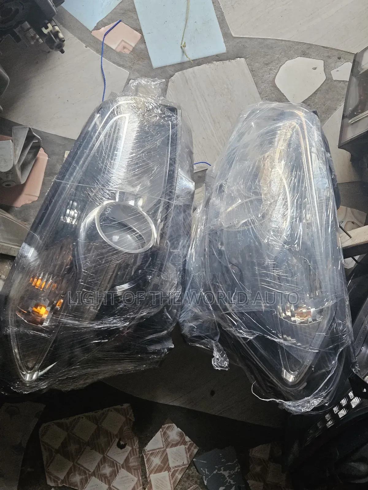 Qashqai Headlight 2012 Available