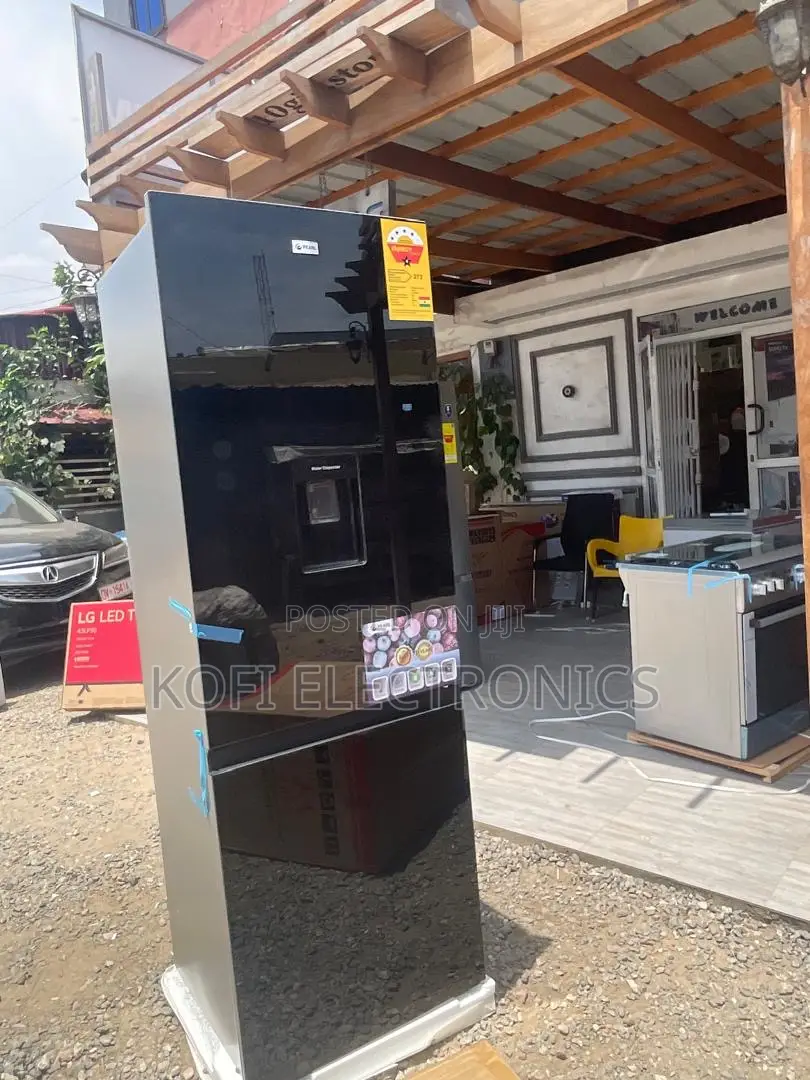 Glossy Pearl Icevault Refrigerator With Dispenser