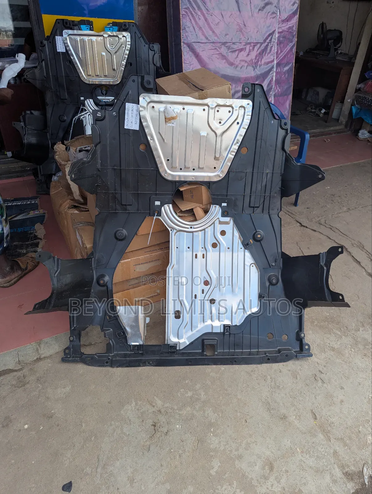 Honda CRV 2016,2017,2018,2019,2020 Dirty Pan/ Under Engine Cover Panel