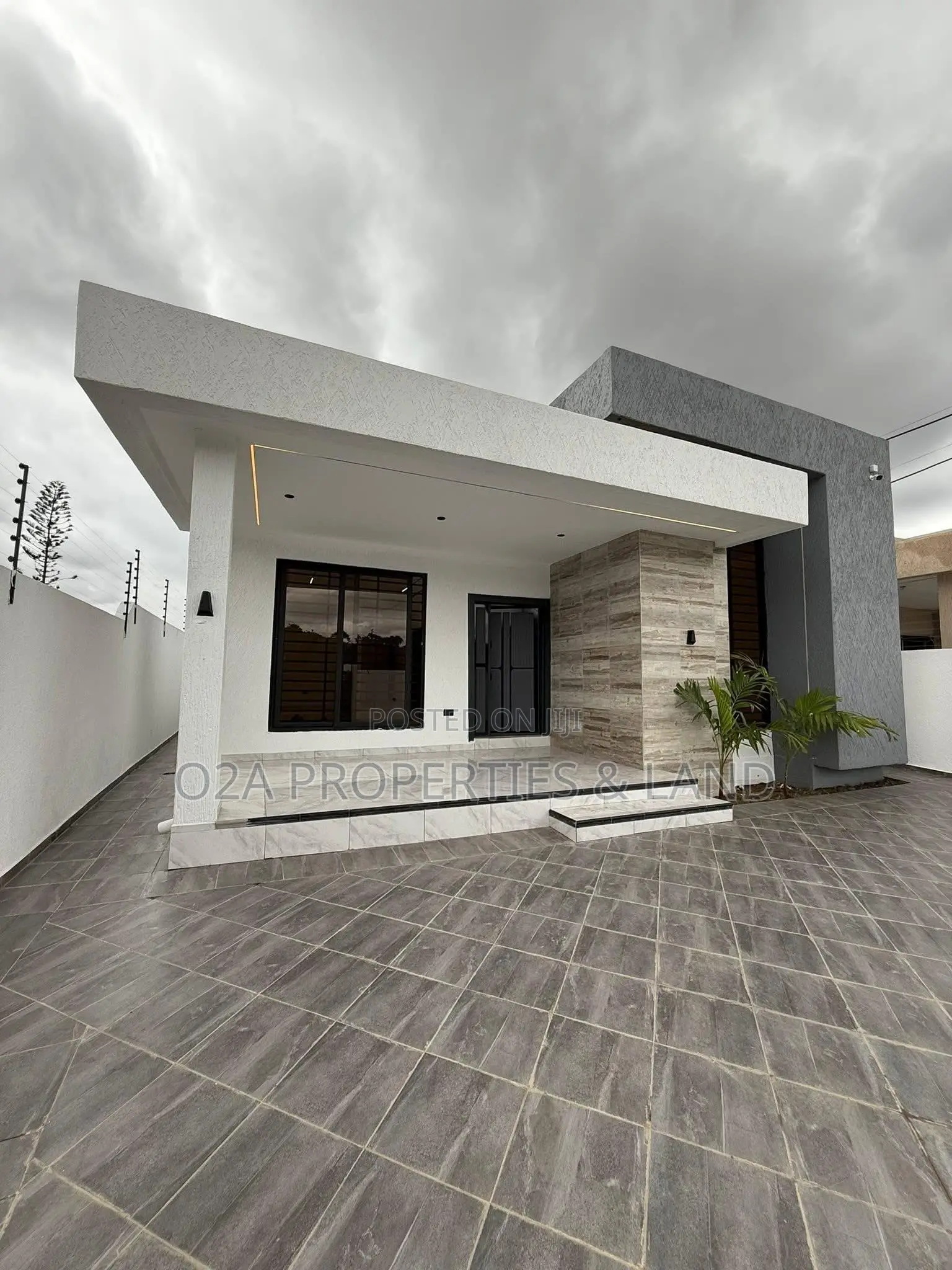 3bdrm House in Lakeside Estate for sale