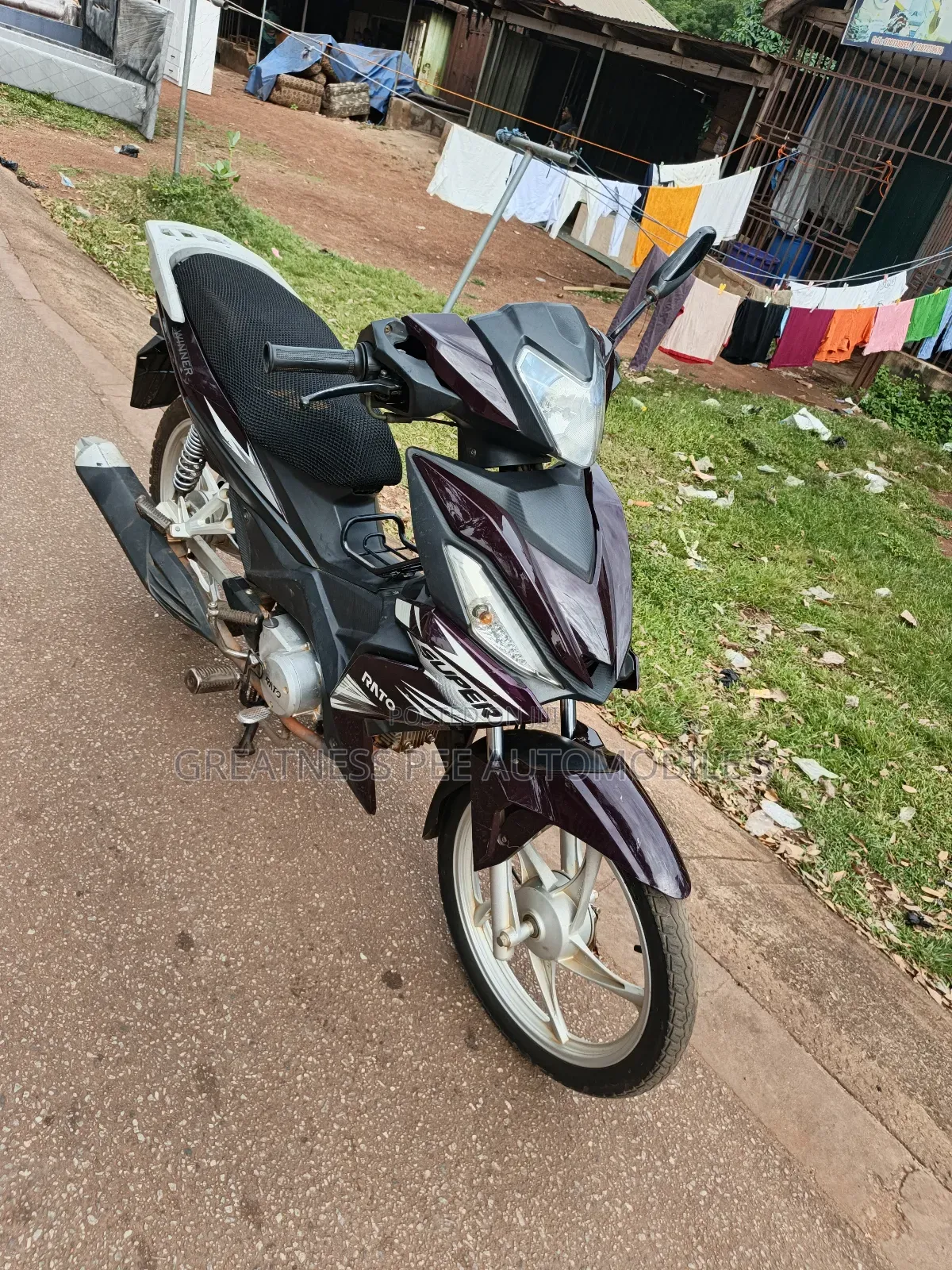 Motorcycle 2022 Brown