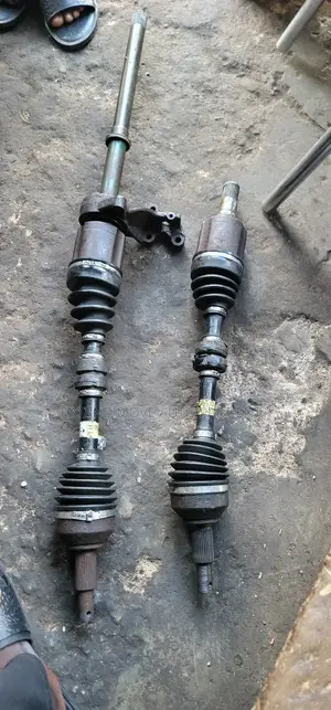Pathfinder/Infiniti Qx60 2013-2019 Front Drive Shaft Available