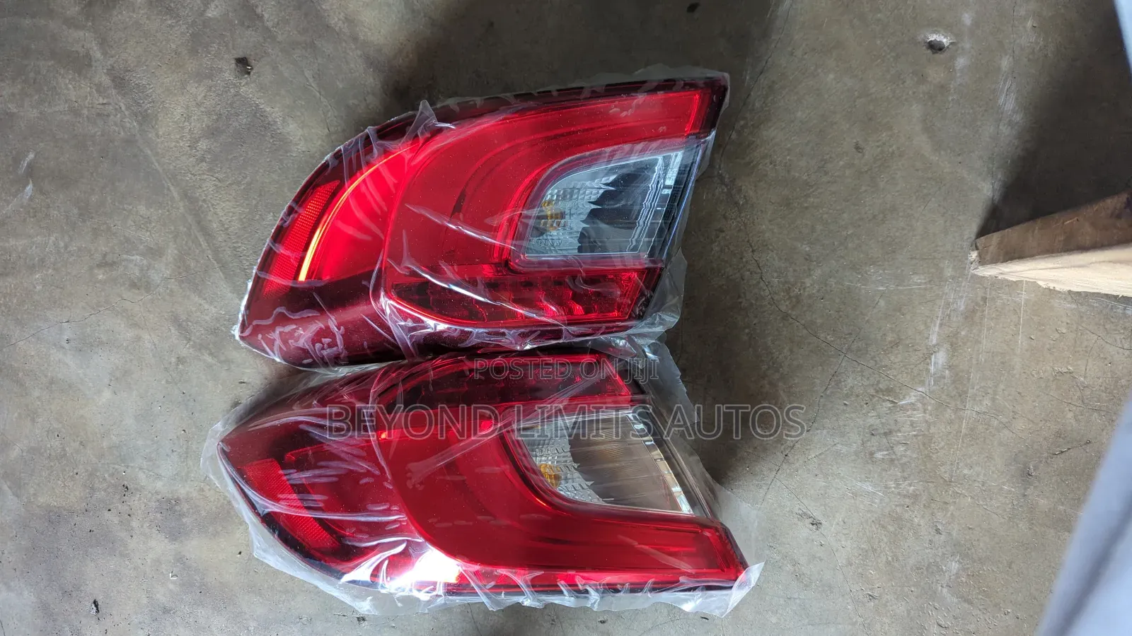 Honda Accord 2018,2019,2020 Taillight/ Rear Light Pair