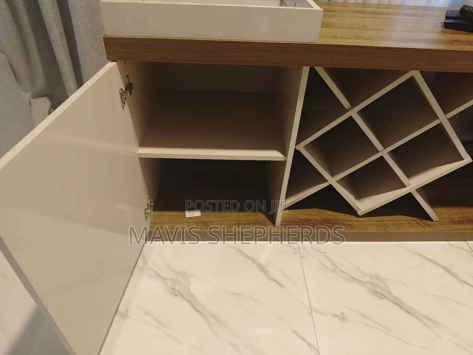 Mini Bar Console