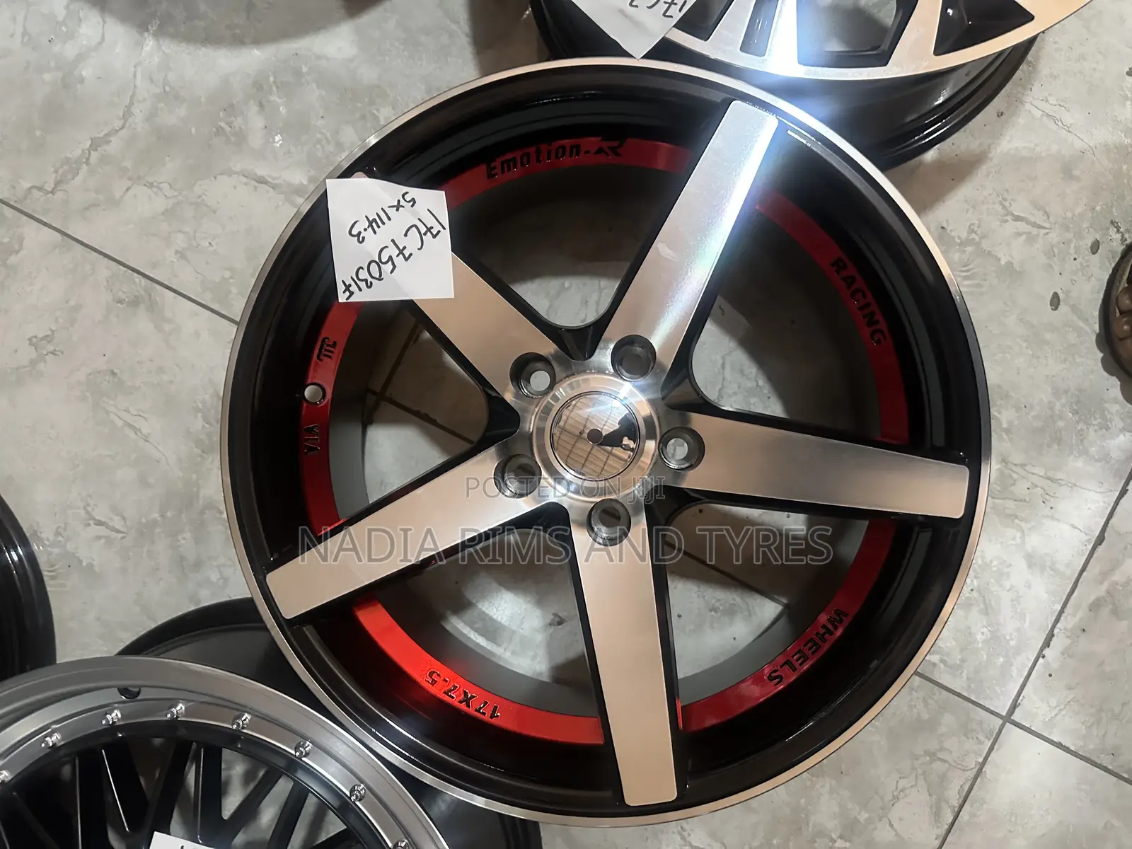 Hyundai Elantra Rim Available