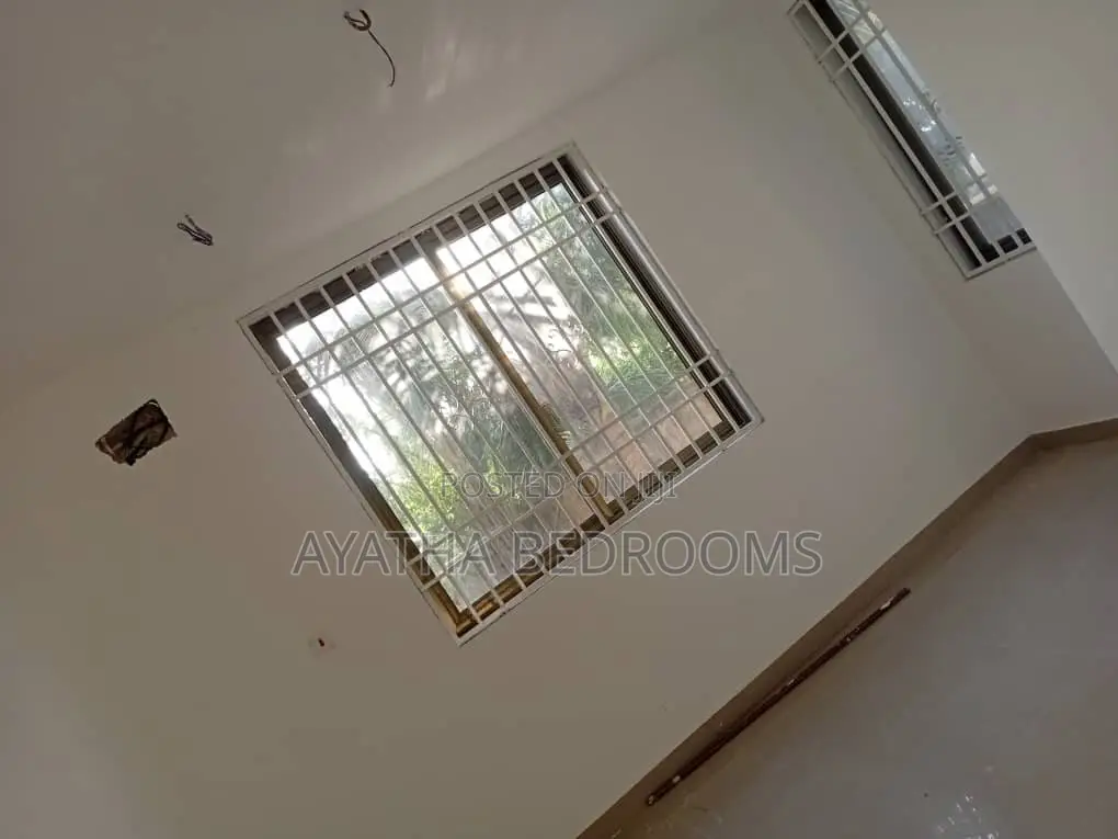 1bdrm Apartment in Modern Properties, New Town for rent