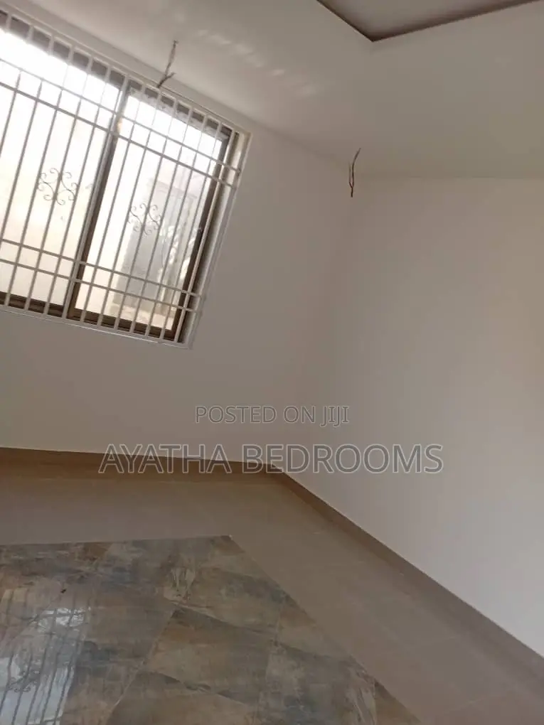 1bdrm Apartment in Modern Properties, New Town for rent