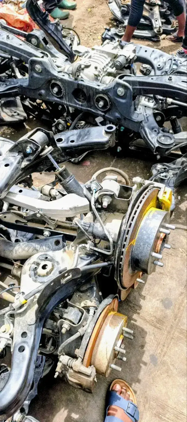 2017 Nissan Rogue Back Axle