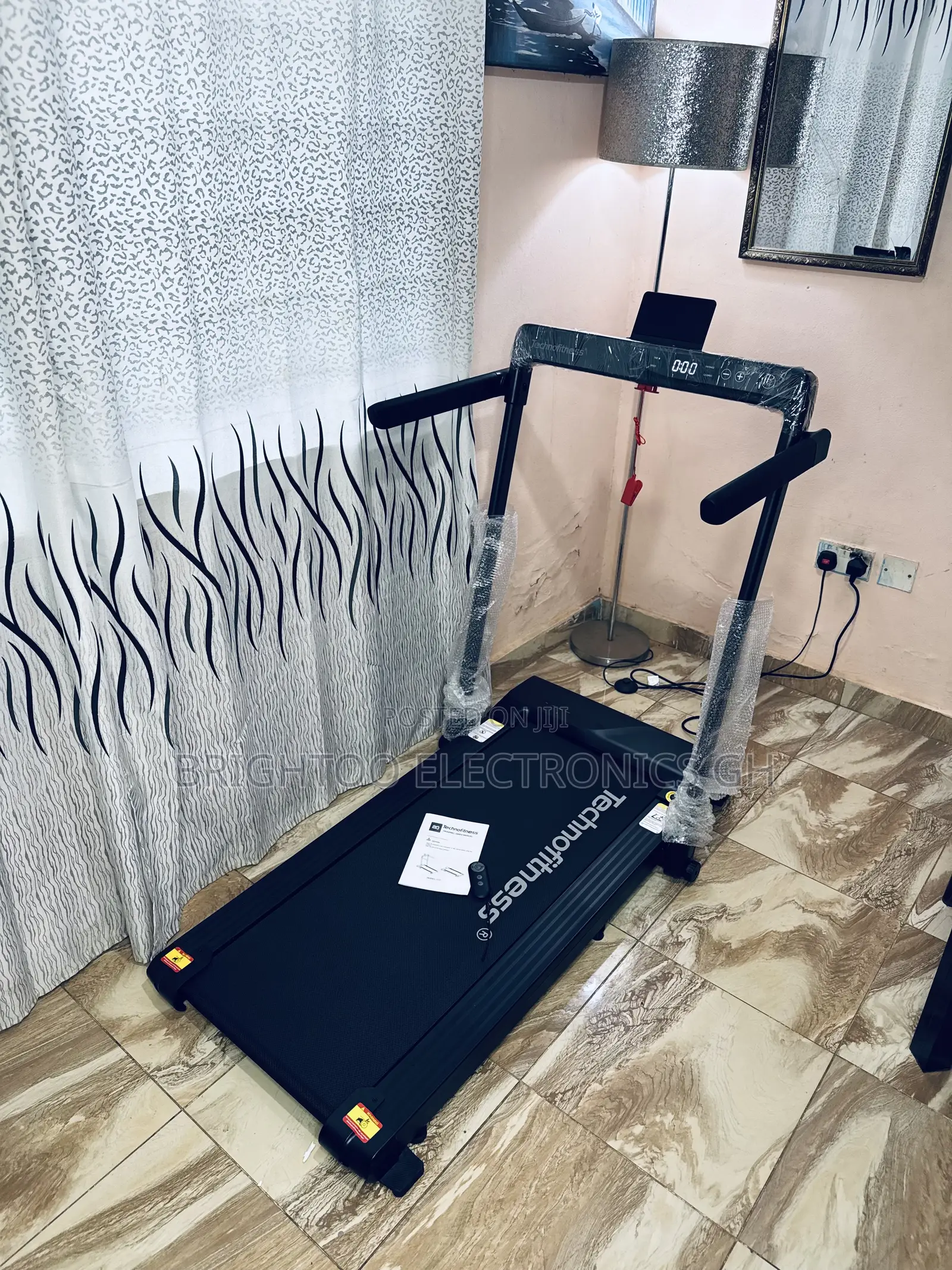 Brand New Super Tecno Fitness Treadmill Machine