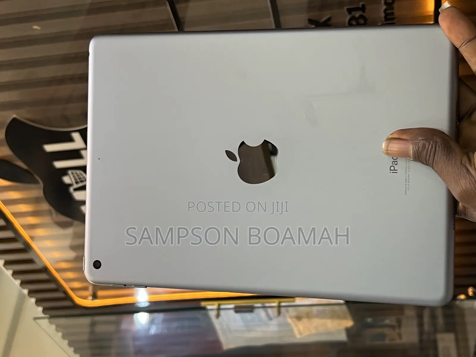 New Apple iPad 9.7 32 GB Silver