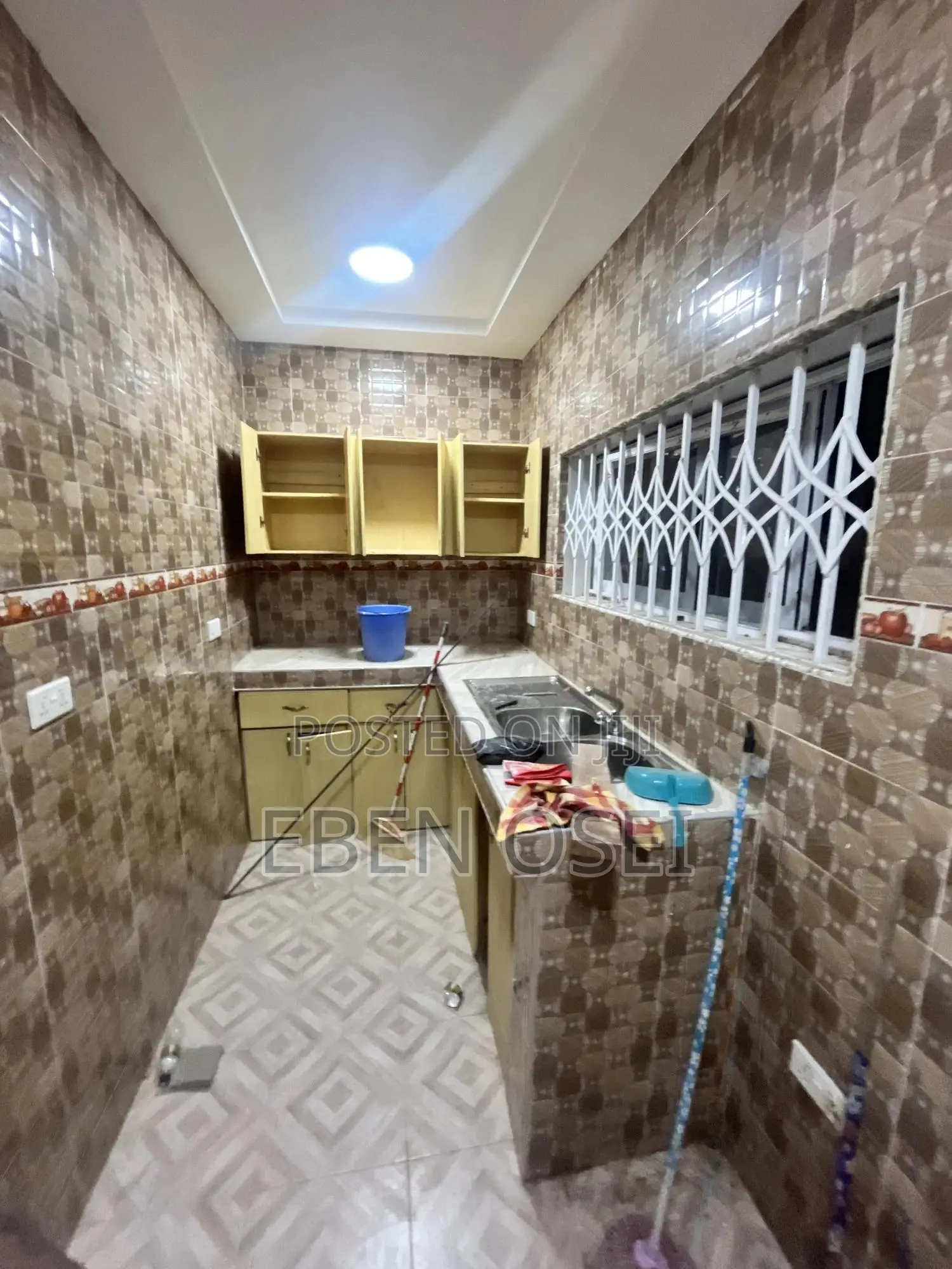 2bdrm Apartment in Dansoman for rent