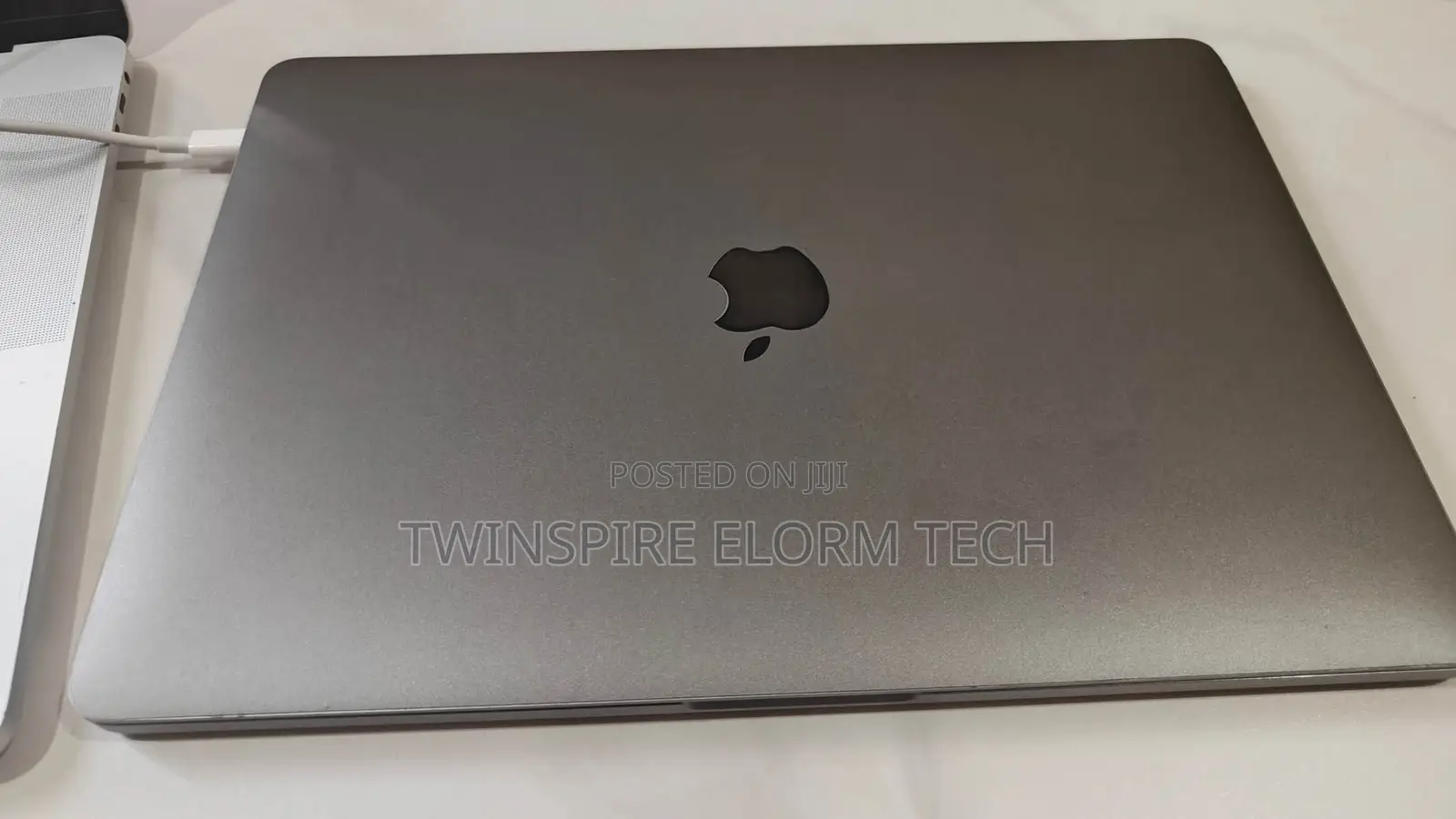 Laptop Apple MacBook Pro 2019 8GB Intel Core i5 SSD 256GB