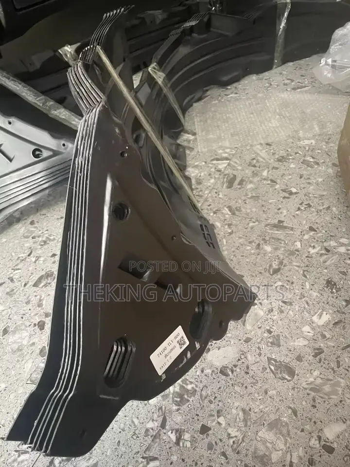 Honda CRV 2017,2018,2019 Front Fender Linner Pair.