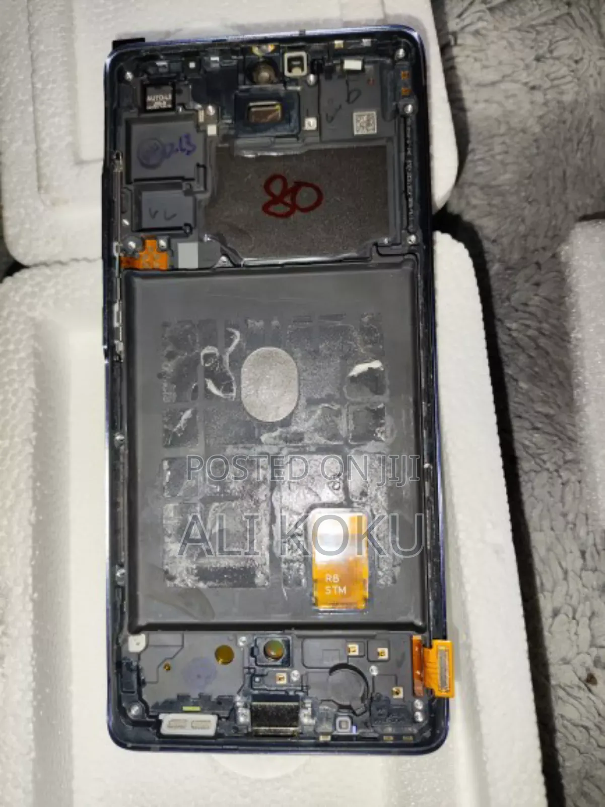 Samsung S20 Fe Screen . 5g With Small Burn