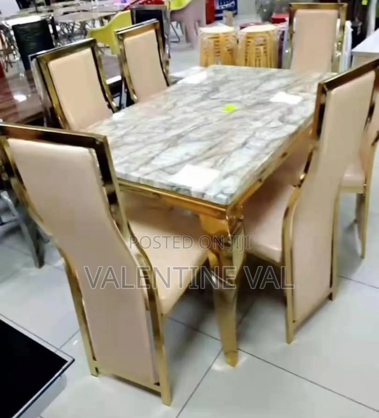Dinning Sets With Lovely Table and Chairs
