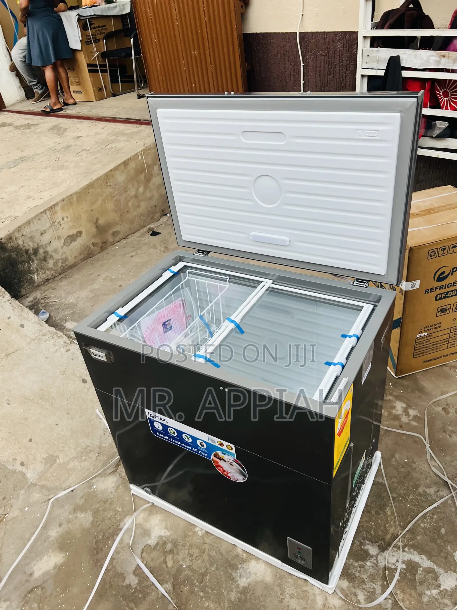 Quality Pearl PCF-2620-13m Single Door Electric Chest Freezer 