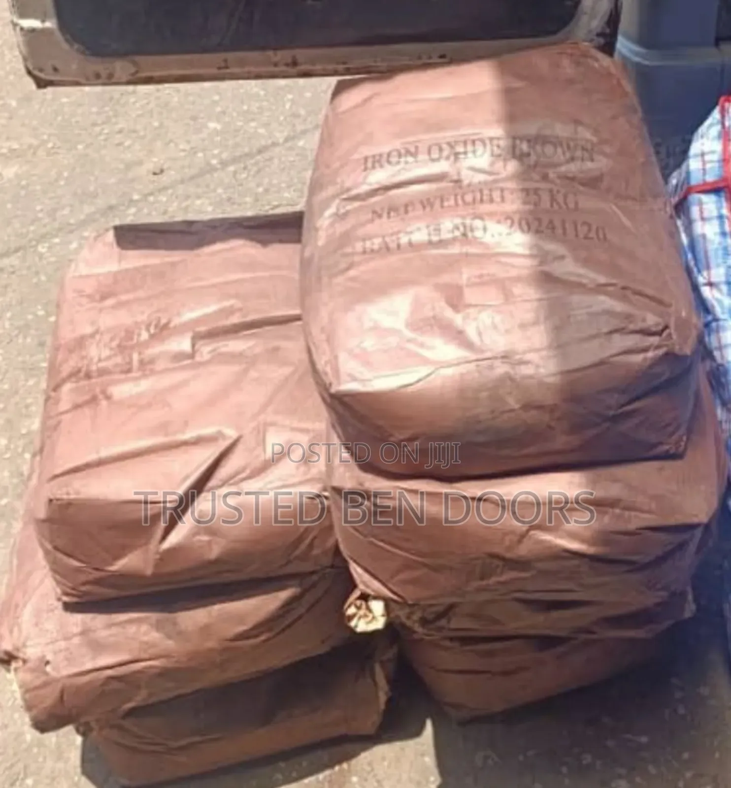 Brown Color Pigment Iron Oxide for Building and Construction Works