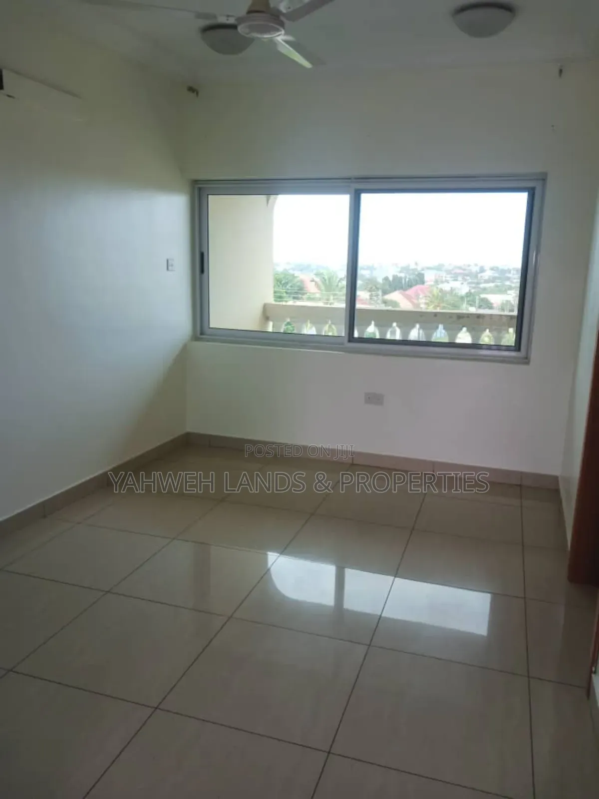 3bdrm Apartment in Teshie for rent