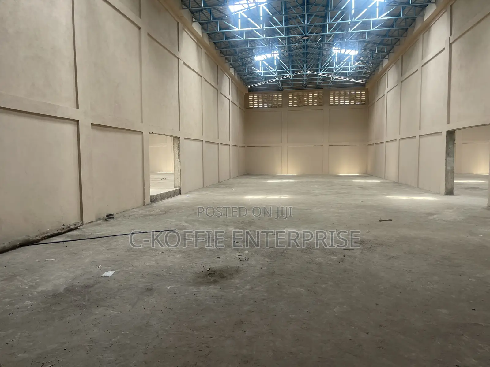 700 SQM Warehouse at Amasaman Kpobiman Going for Rent