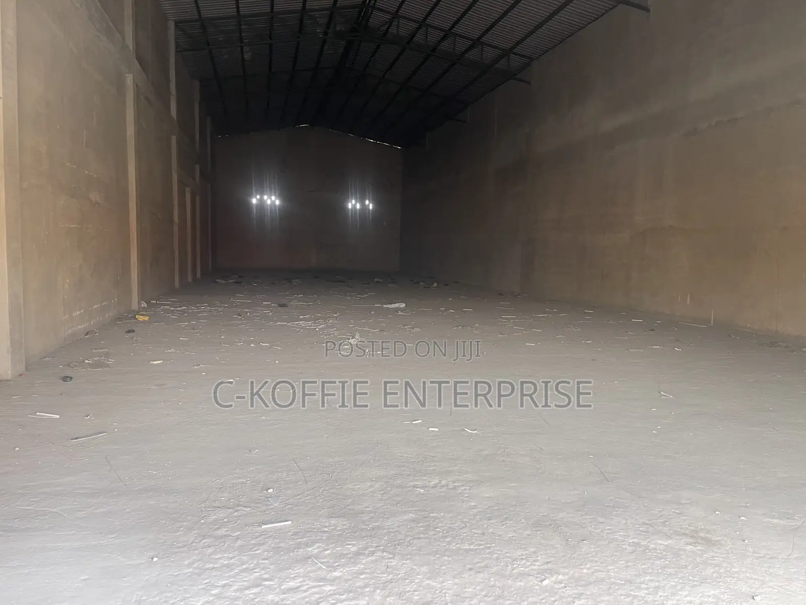 700 SQM Warehouse at Amasaman Kpobiman Going for Rent