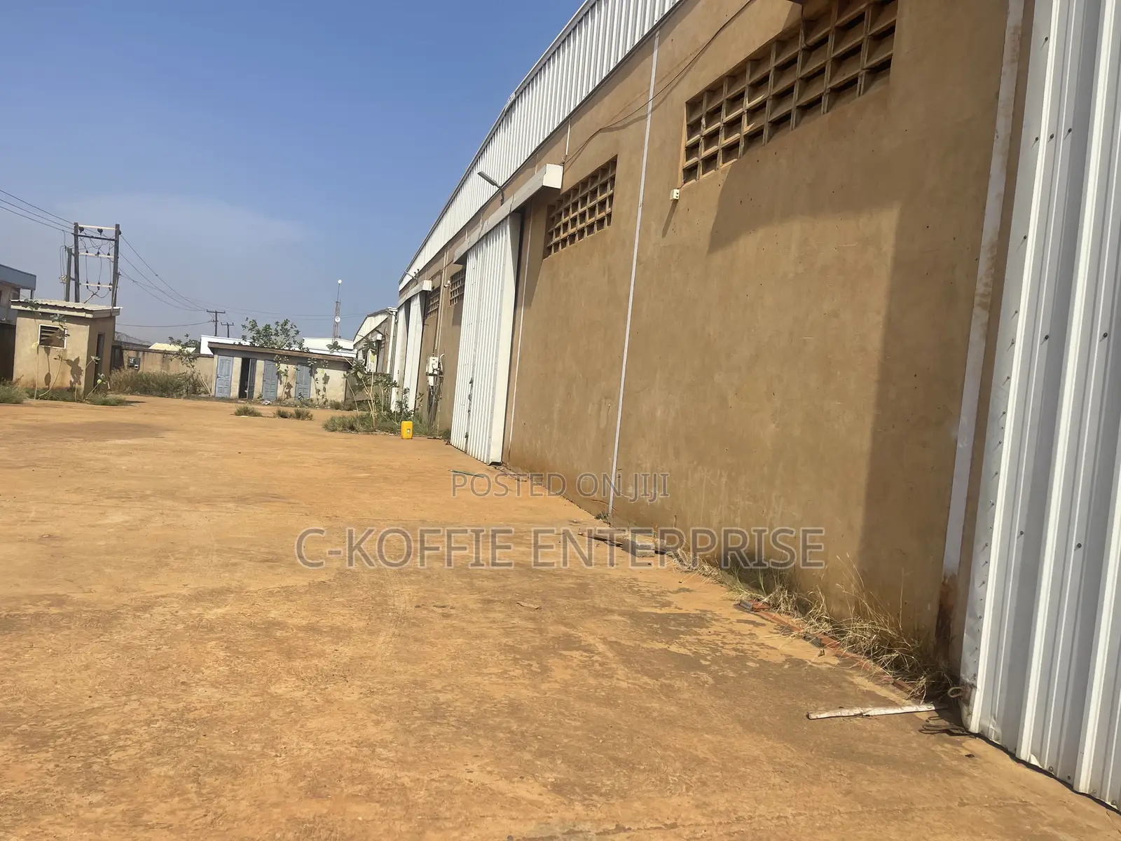 Big Warehouse on 2.5 Acers Land for Sale at Graphics Road