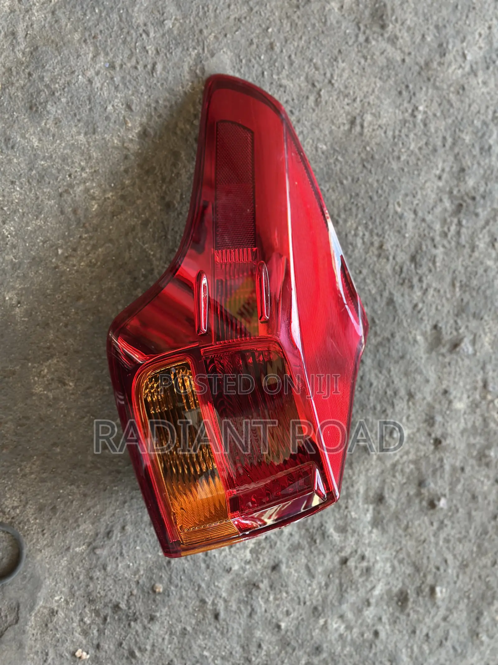Rav 4 2014 Taillight