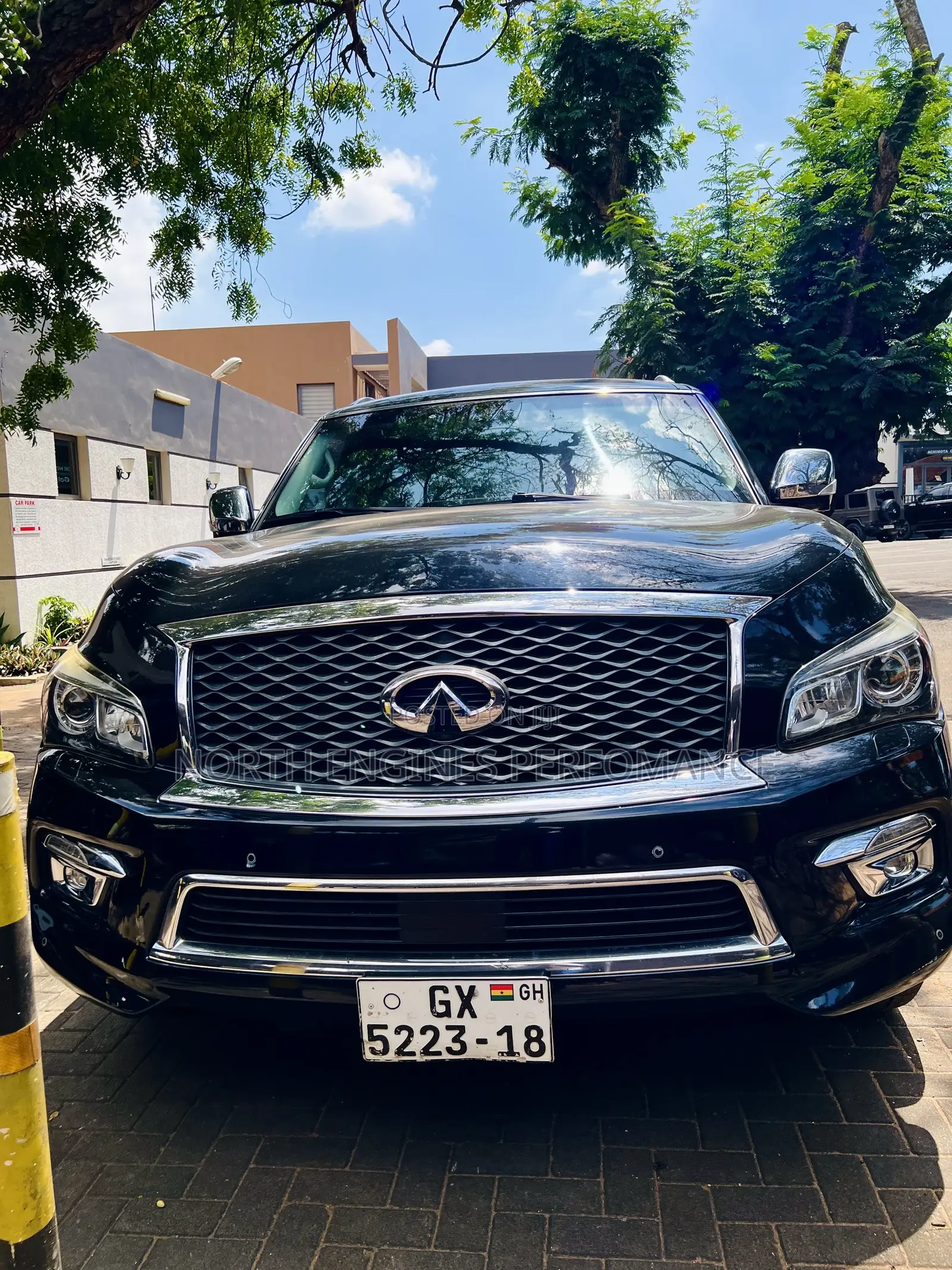 Infiniti QX80 2016 Black