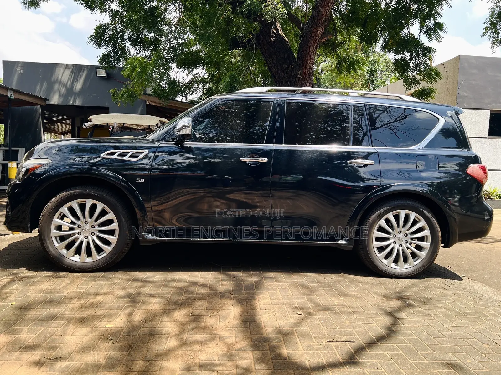 Infiniti QX80 2016 Black