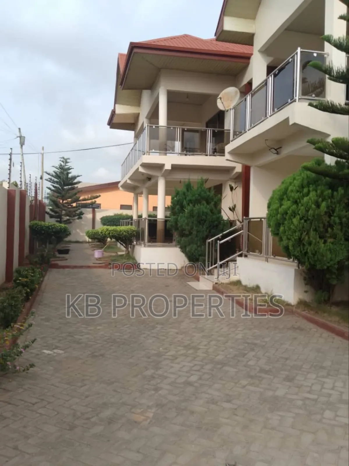 9bdrm Duplex in Kb Properties, Nungua for rent