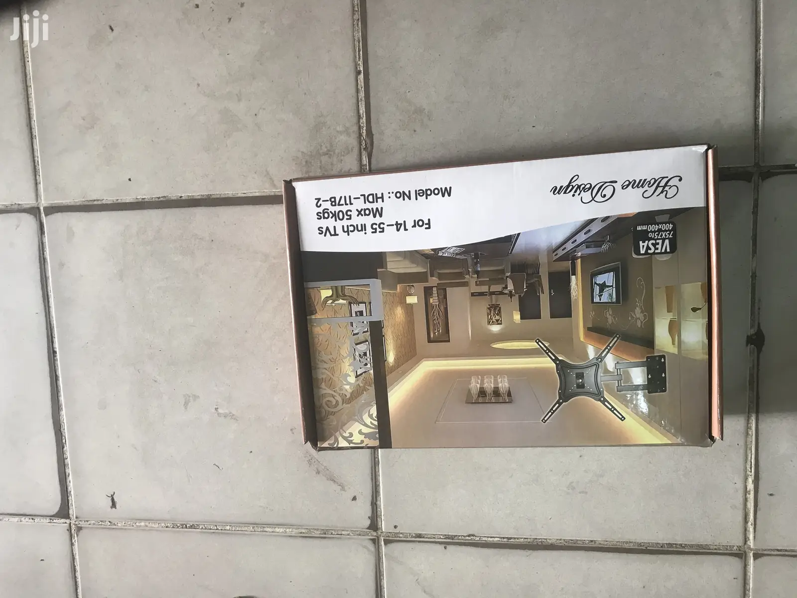 Tilt & Swivel TV With Vesa Wall Bracket Mount