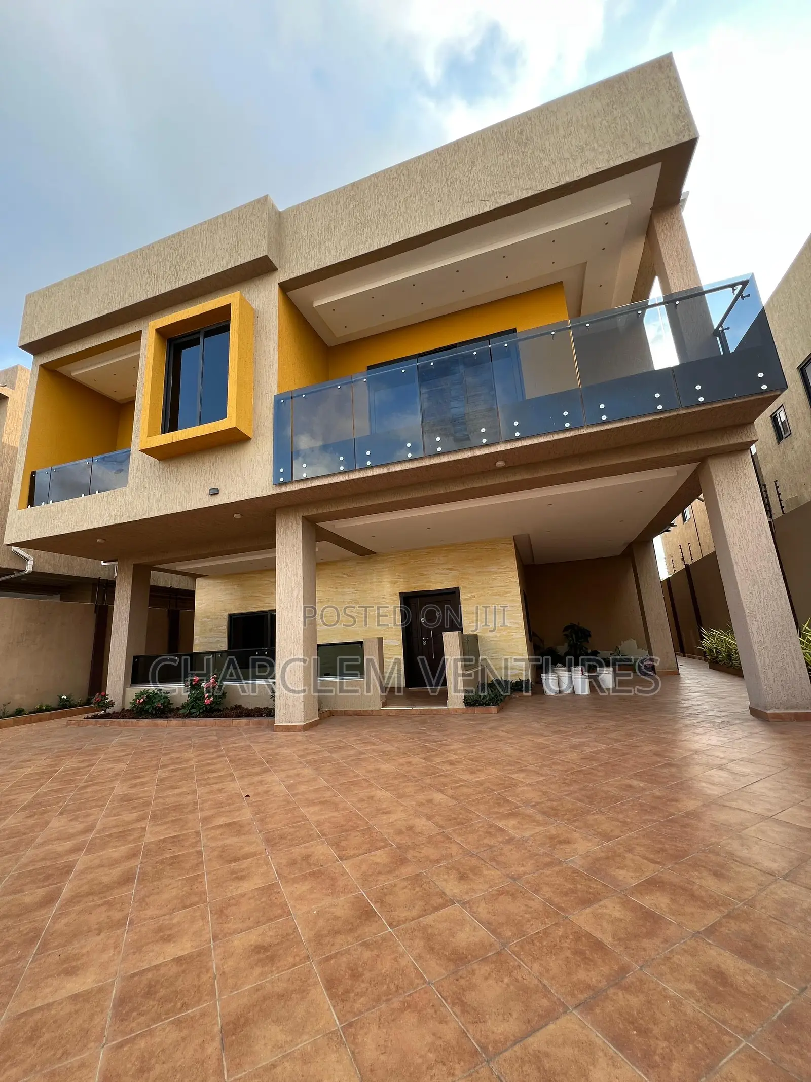4bdrm House in Charclem Ventures, Accra Metropolitan for sale