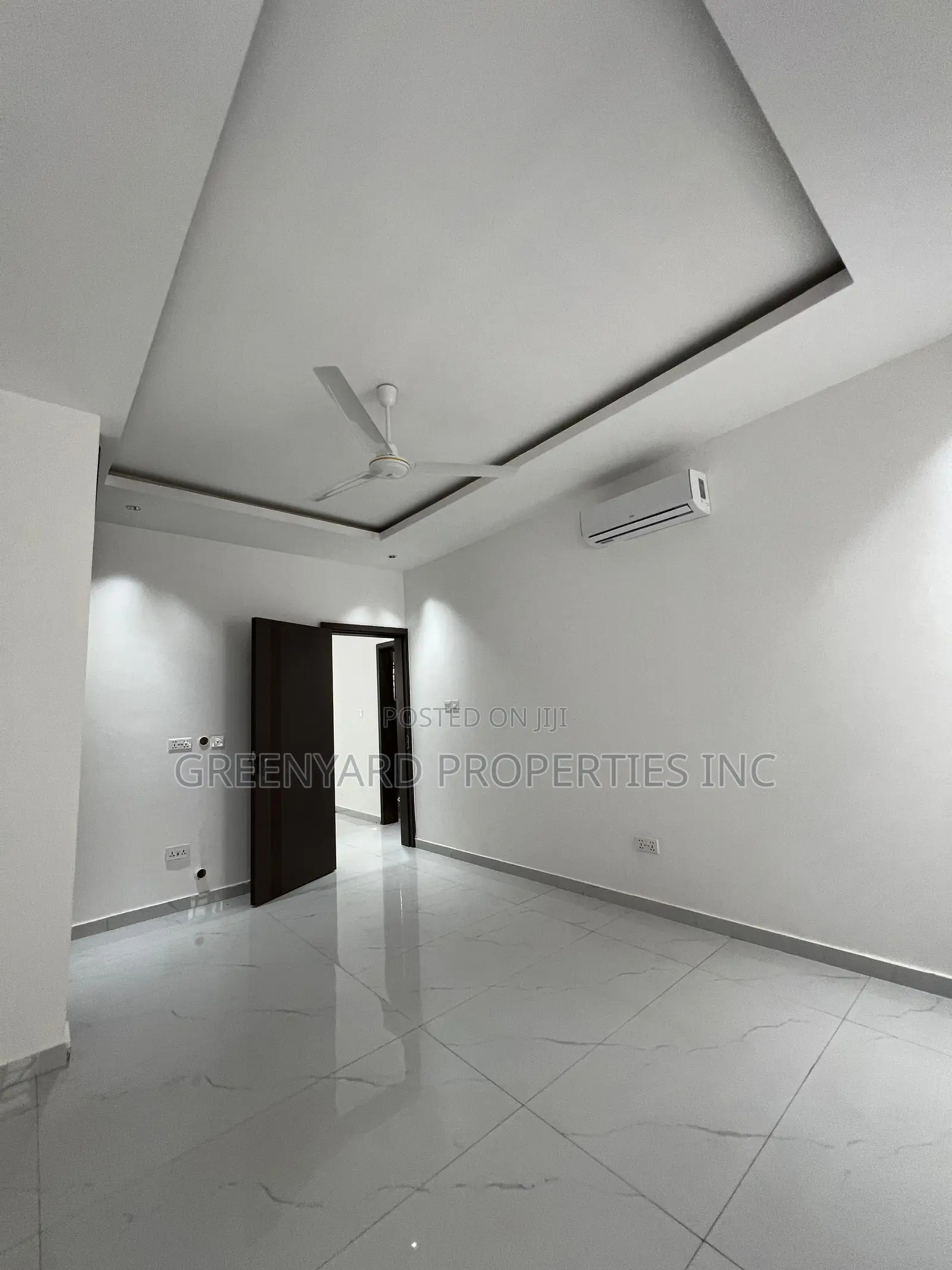 3bdrm Townhouse/Terrace in West Trasacco, Adjiriganor for sale