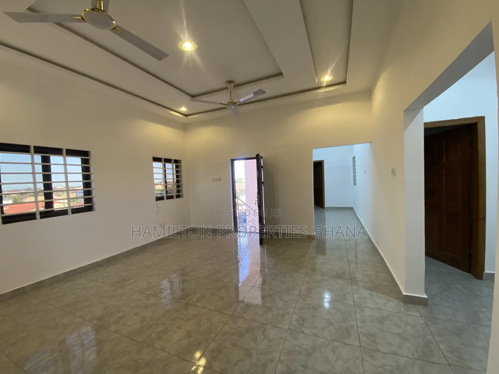 2bdrm Apartment in Botwe School for rent