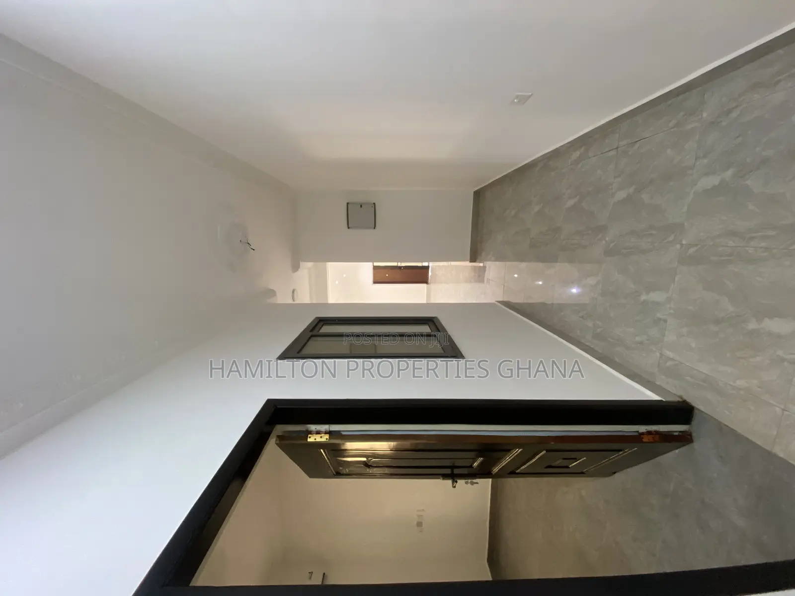 2bdrm Apartment in Adjiringanor, Otano for rent