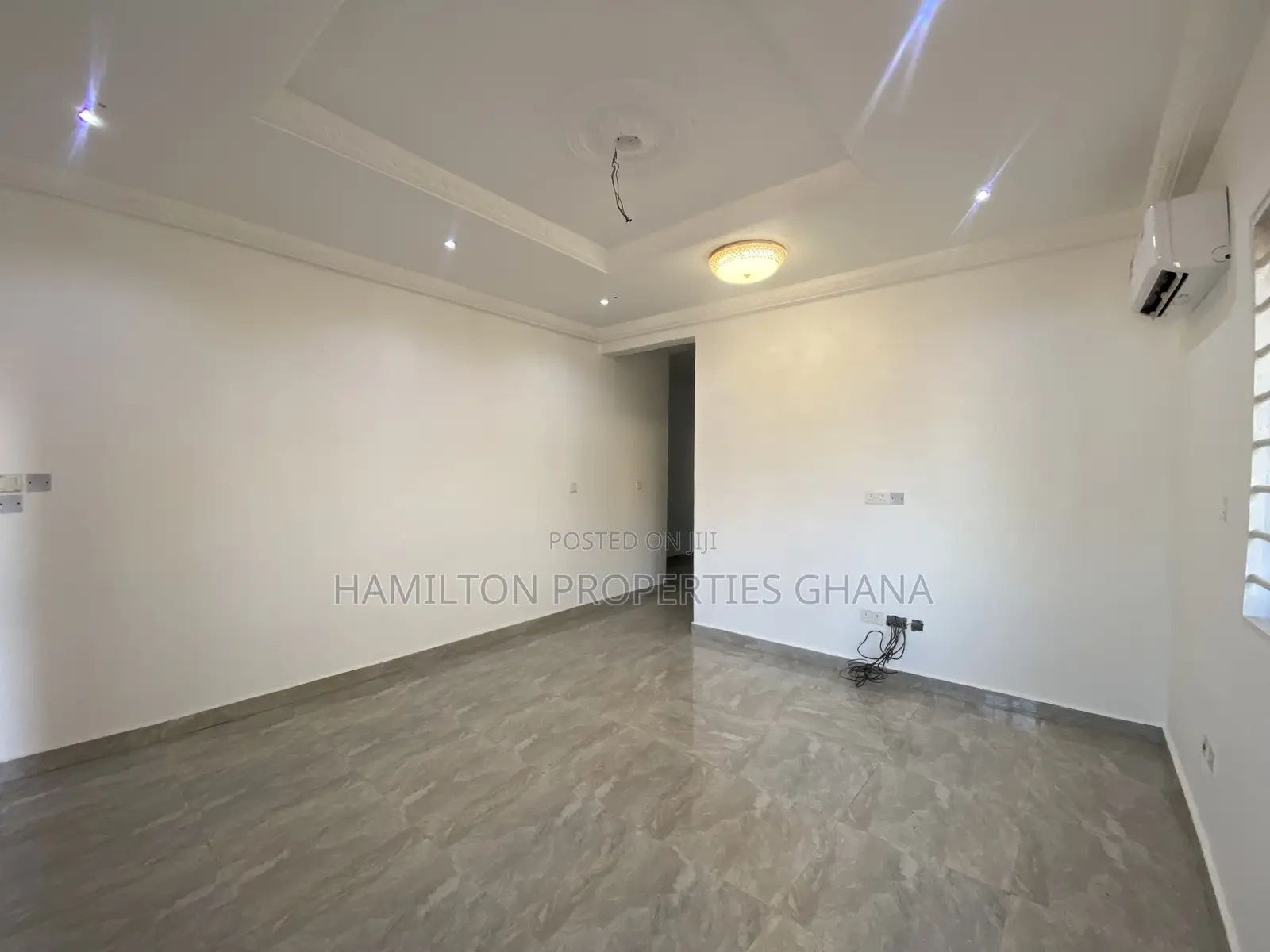 2bdrm Apartment in Adjiringanor, Otano for rent