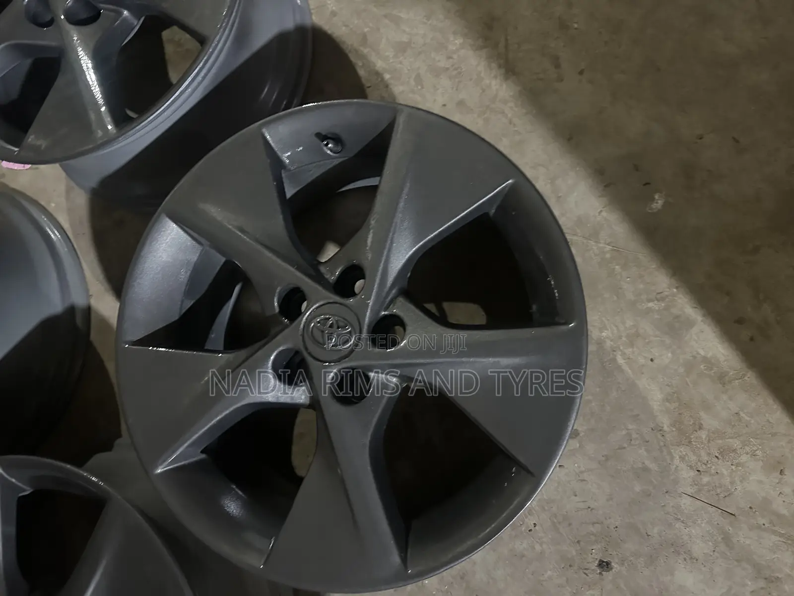 Toyota Camry Spider Rims