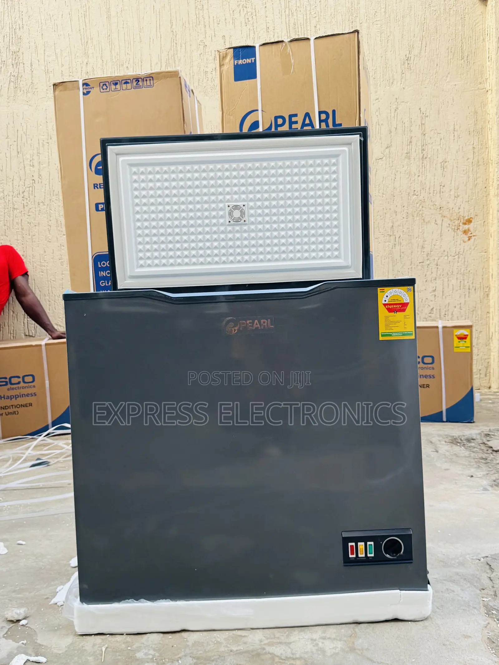 Grab Your Favorite PCF-2305-25y —188ltrs Chest Freezer Pearl
