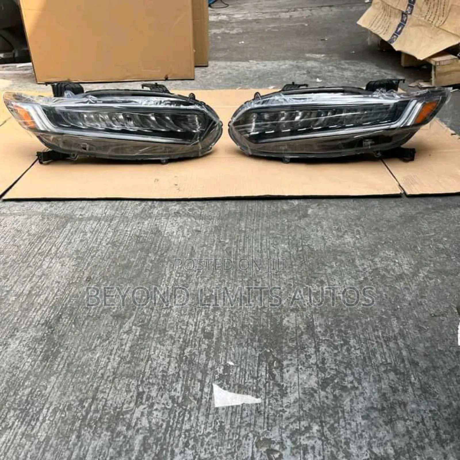 Honda Accord 2018,2019,2020,2021,2022 Headlight/ Headlamp