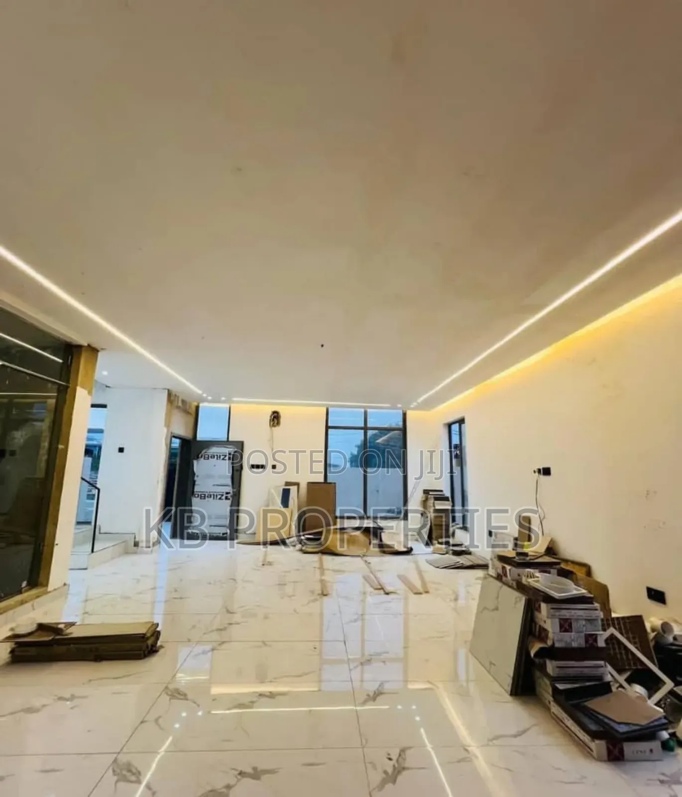 5bdrm Duplex in Kb Properties, Adjiriganor for sale