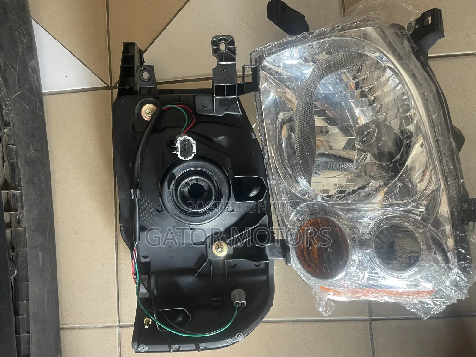 Nissan Hardbody Np300 Headlight (Pair)