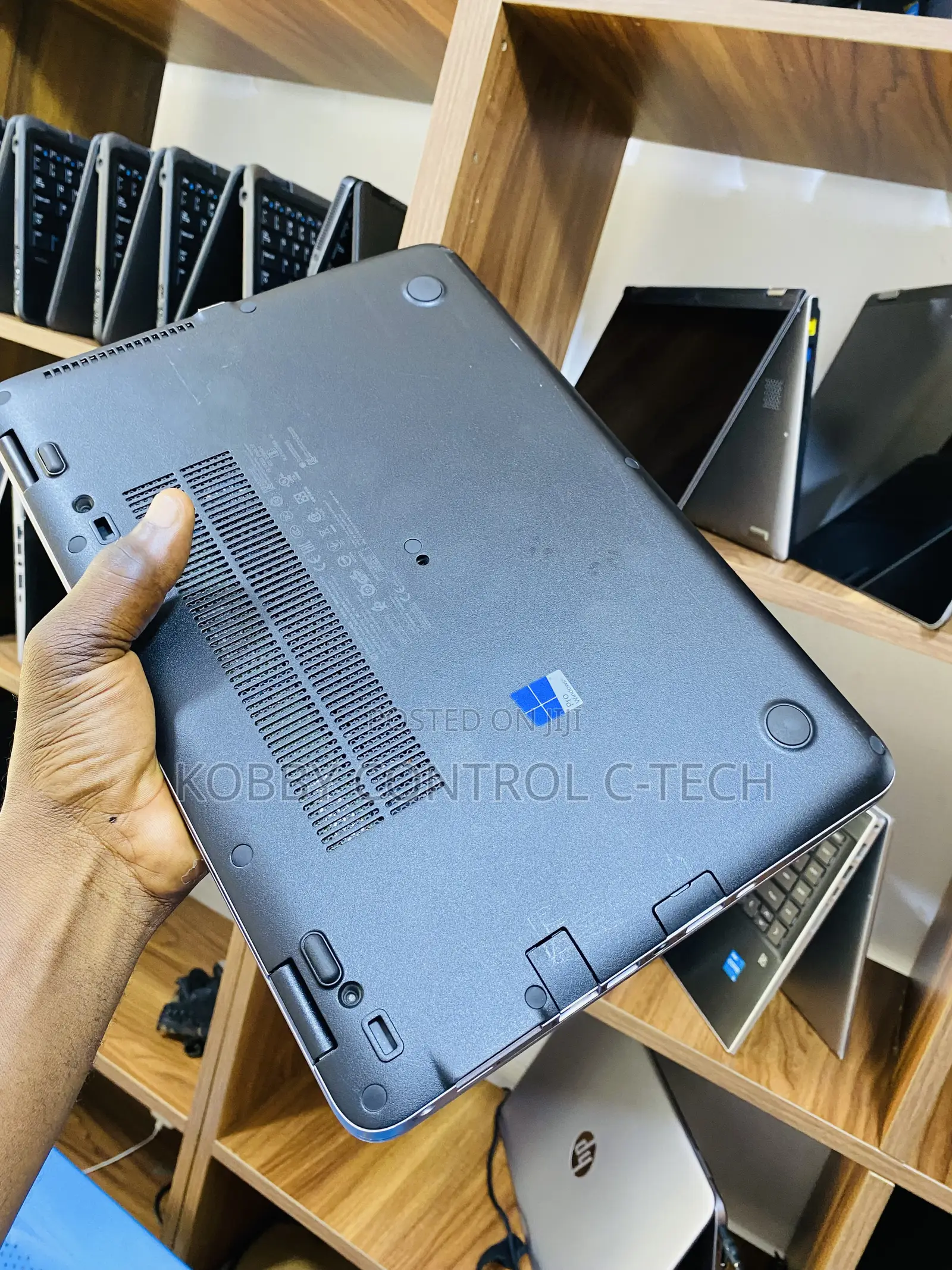 Laptop HP EliteBook 840 G3 8GB Intel Core I5 HDD+SSD 500GB
