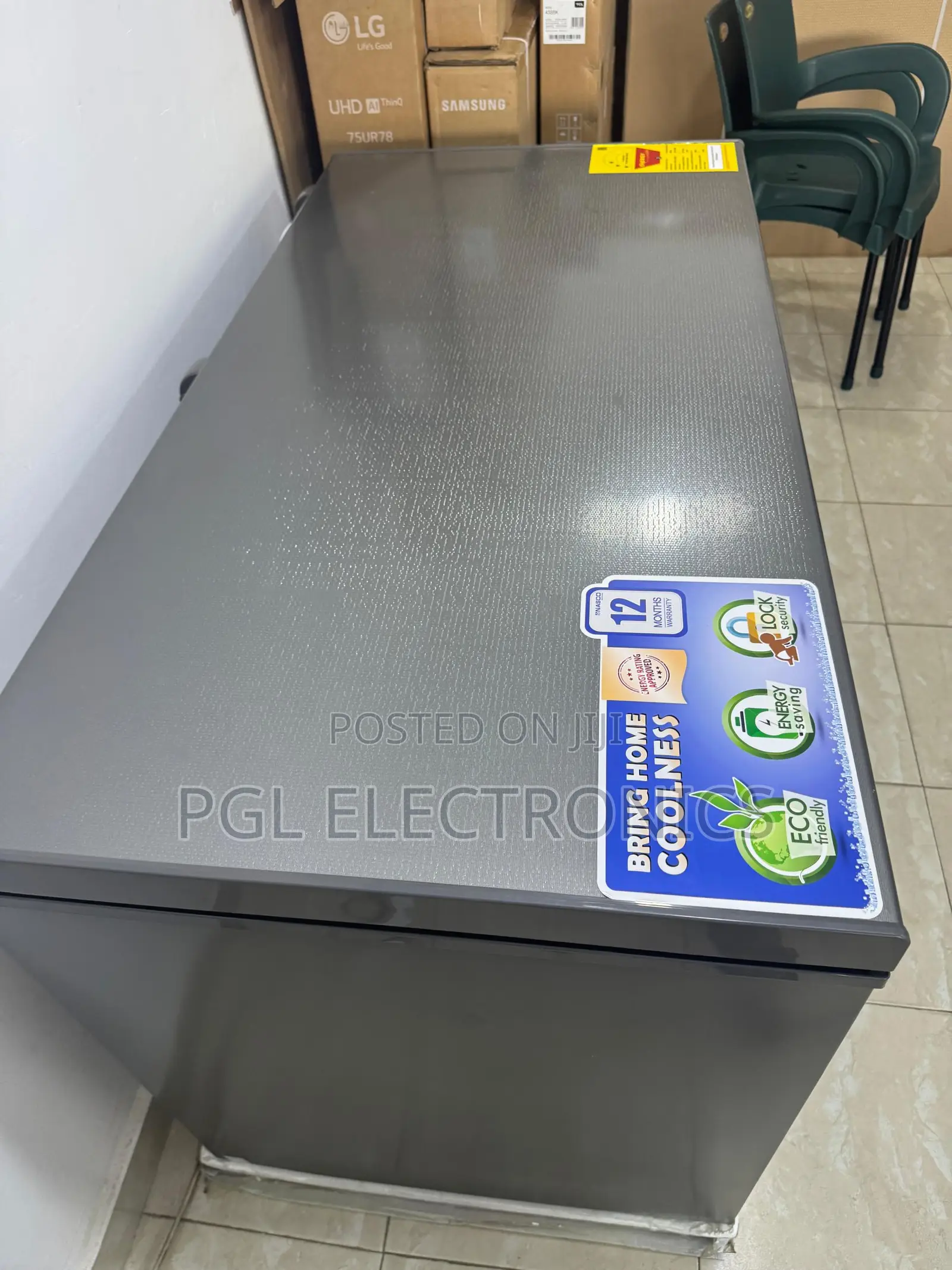 Nasco 392 LTRS Chest Freezer Nas-420s-Sk | Sliding Glass Door Inside
