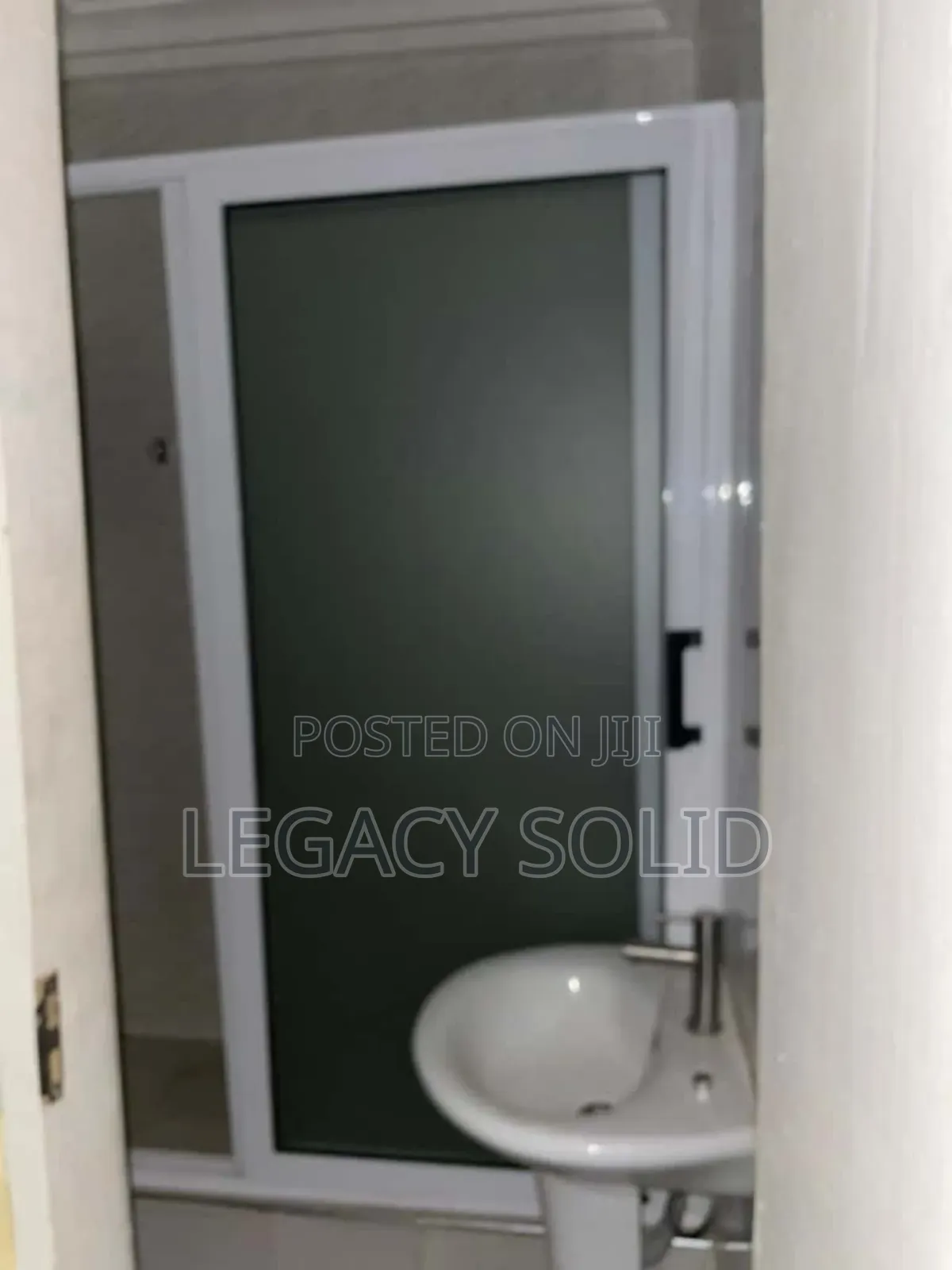 3bdrm House in Legacy Solid Real, Spintex for rent