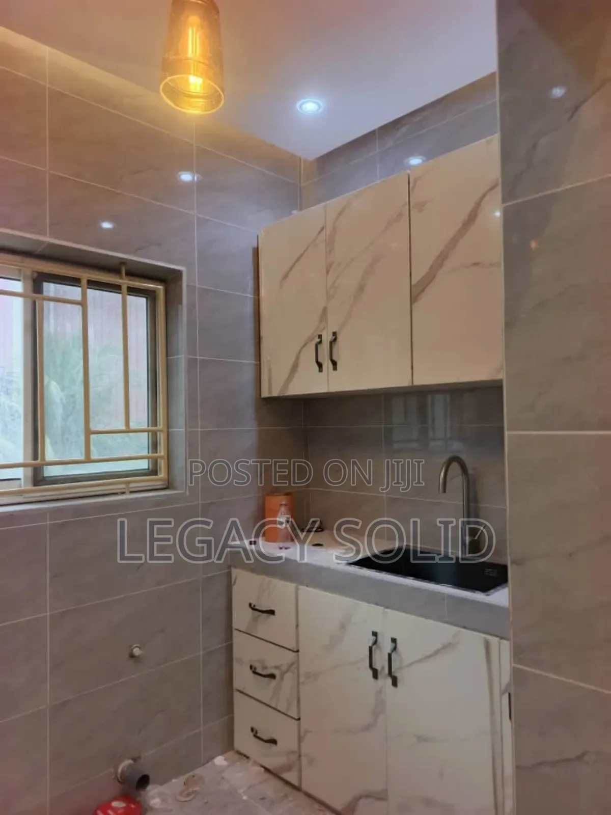 1bdrm Apartment in Legacy Solid Real, Ledzokuku-Krowor for rent